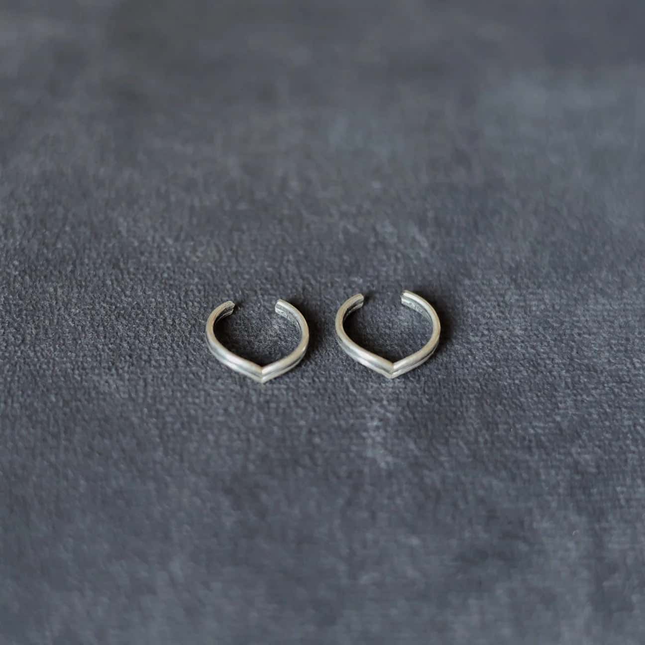 Stacked Chevron Toe-Rings (Pair)