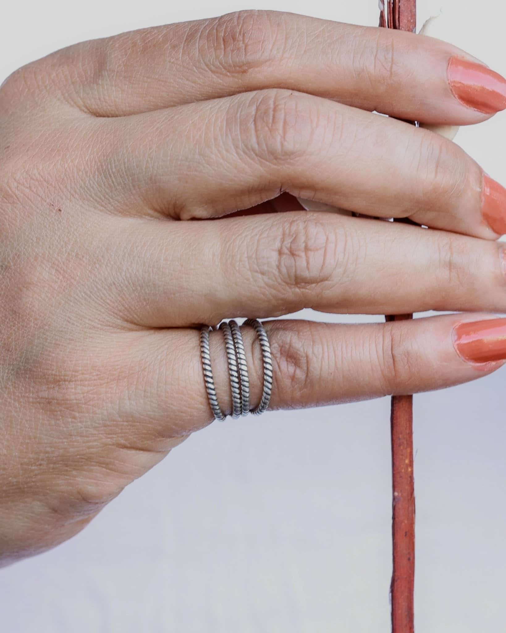 Twist of Fate Pinki Finger Ring